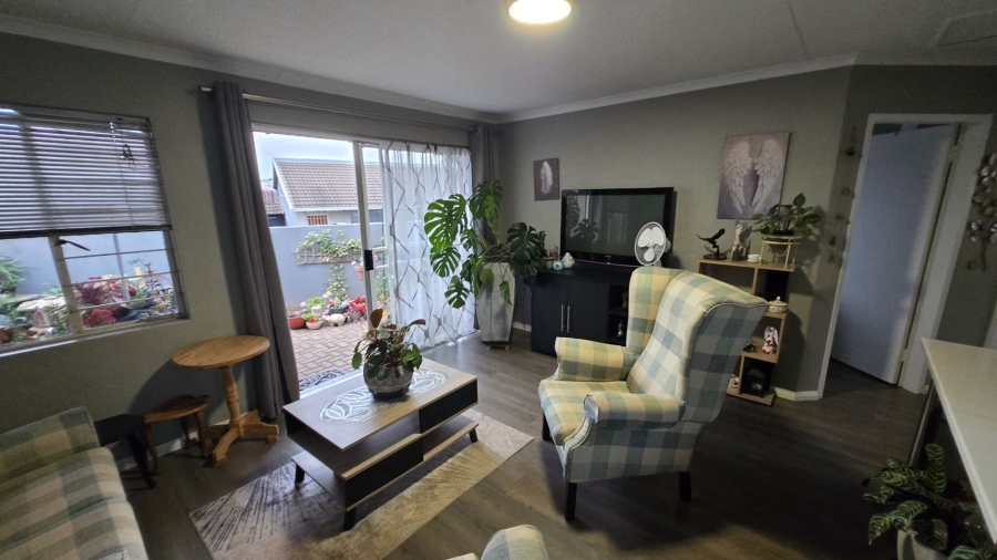 To Let 2 Bedroom Property for Rent in Northwold Gauteng