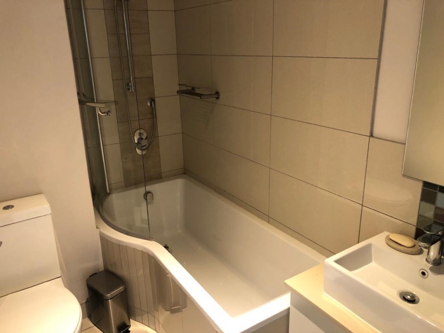 To Let 2 Bedroom Property for Rent in Rosebank Gauteng