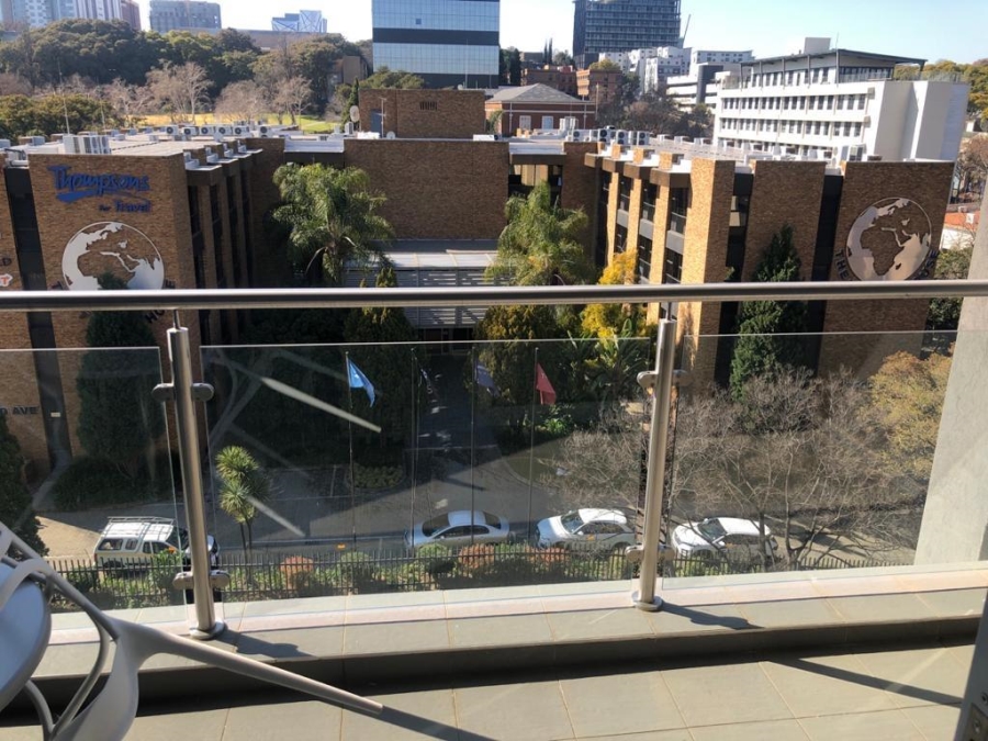 To Let 2 Bedroom Property for Rent in Rosebank Gauteng