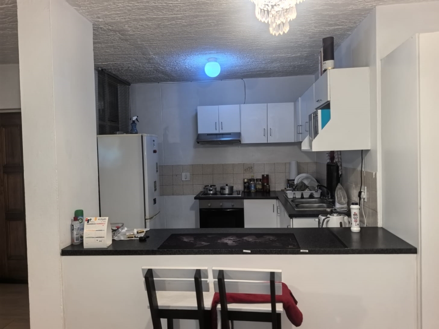 2 Bedroom Property for Sale in Silverton Gauteng