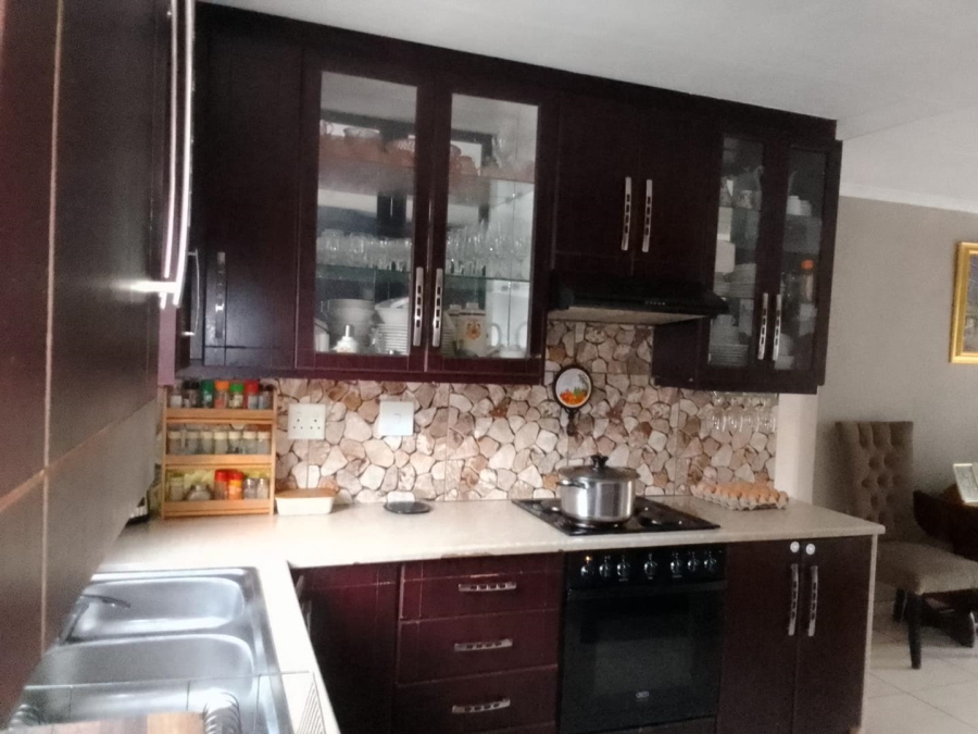 3 Bedroom Property for Sale in Alveda Park Gauteng