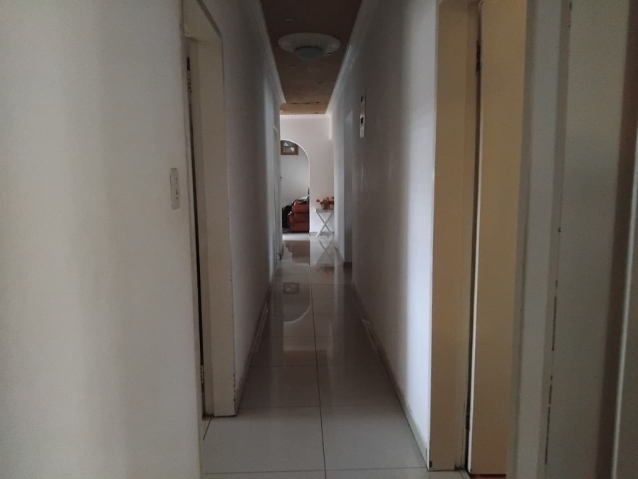 3 Bedroom Property for Sale in Dawn Park Gauteng