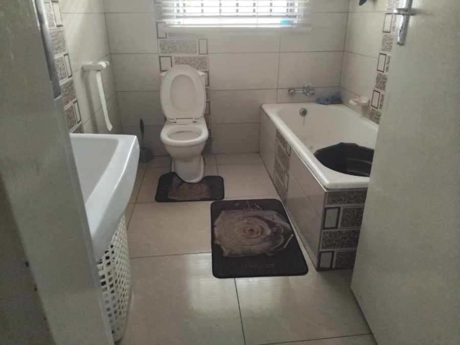 3 Bedroom Property for Sale in Dawn Park Gauteng