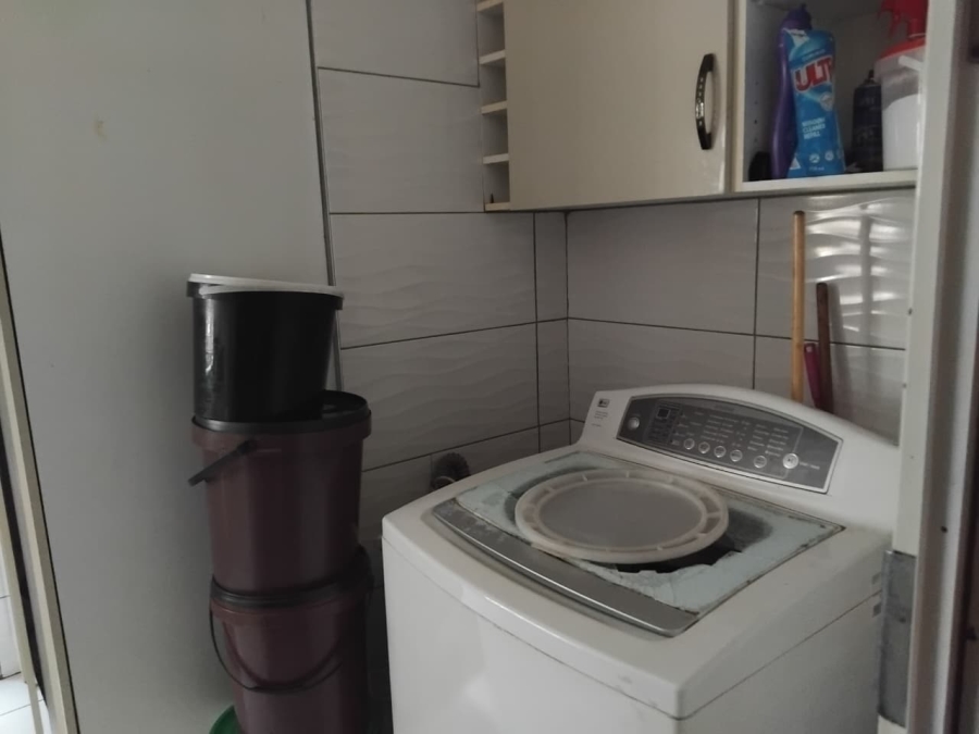 3 Bedroom Property for Sale in Dawn Park Gauteng