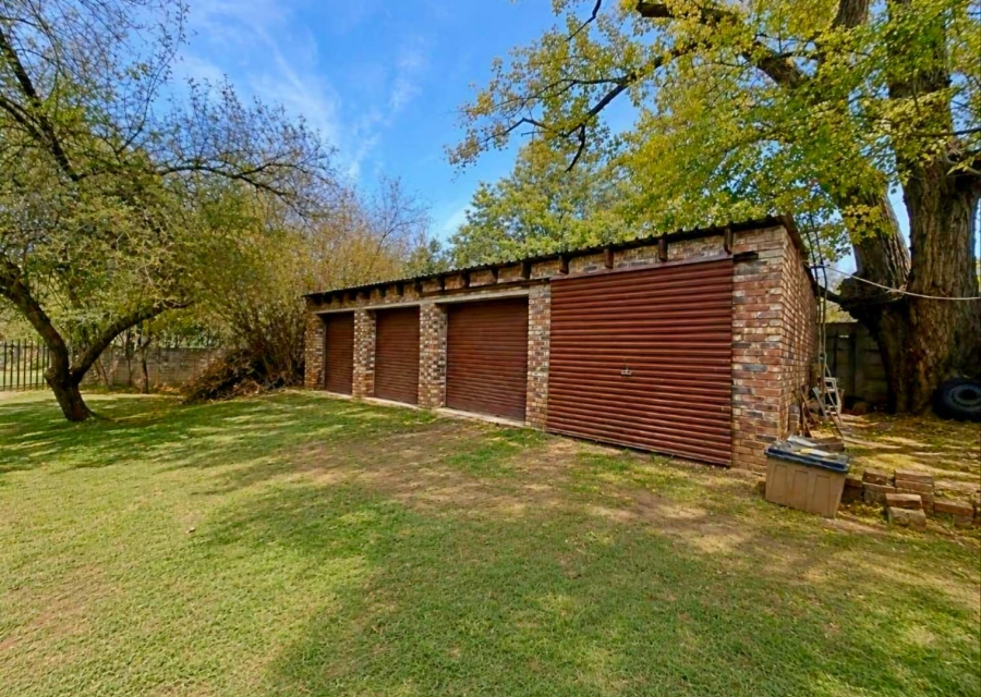 3 Bedroom Property for Sale in Rothdene Gauteng
