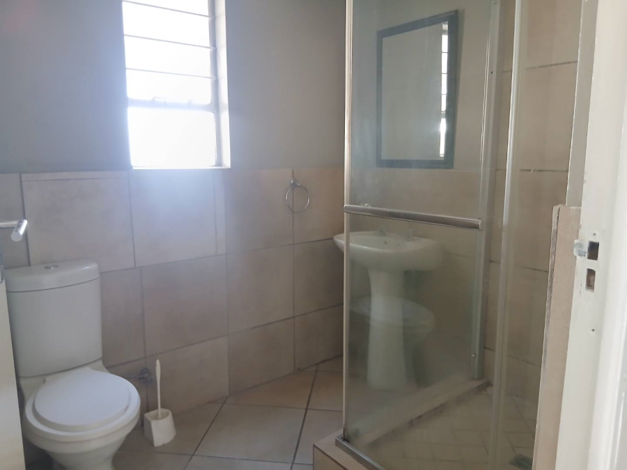 To Let 2 Bedroom Property for Rent in Albertsdal Gauteng