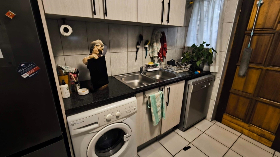 3 Bedroom Property for Sale in Brackenhurst Gauteng