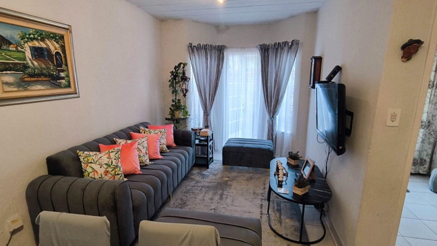3 Bedroom Property for Sale in Brackenhurst Gauteng