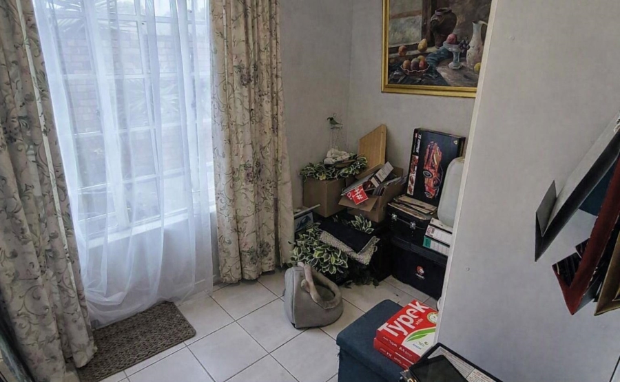 3 Bedroom Property for Sale in Brackenhurst Gauteng