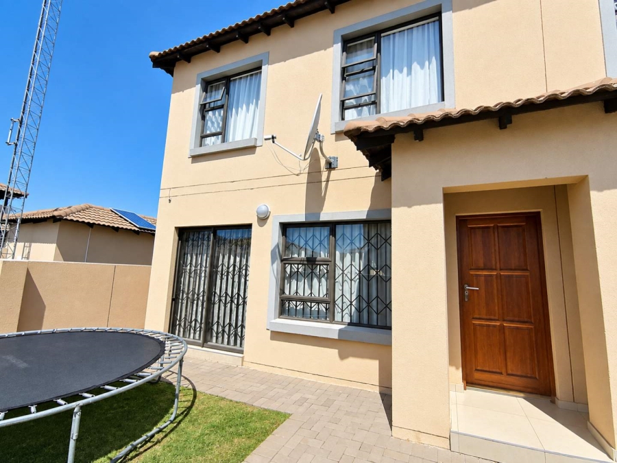 3 Bedroom Property for Sale in Montana Gauteng