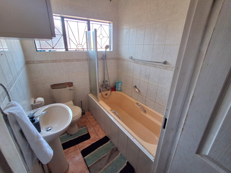 4 Bedroom Property for Sale in Soshanguve L Gauteng