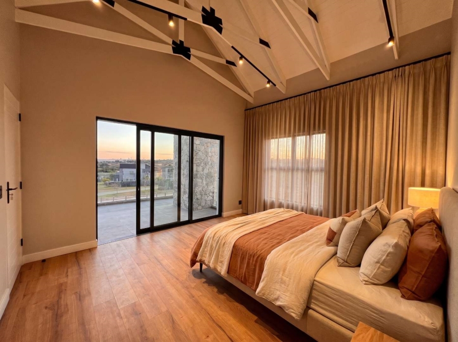5 Bedroom Property for Sale in Helderfontein Estate Gauteng