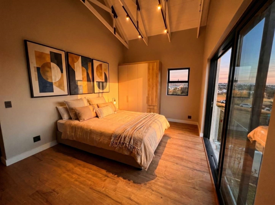5 Bedroom Property for Sale in Helderfontein Estate Gauteng