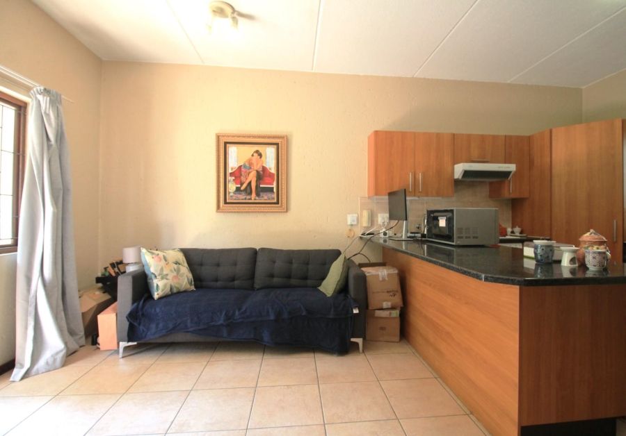 To Let 1 Bedroom Property for Rent in Paulshof Gauteng