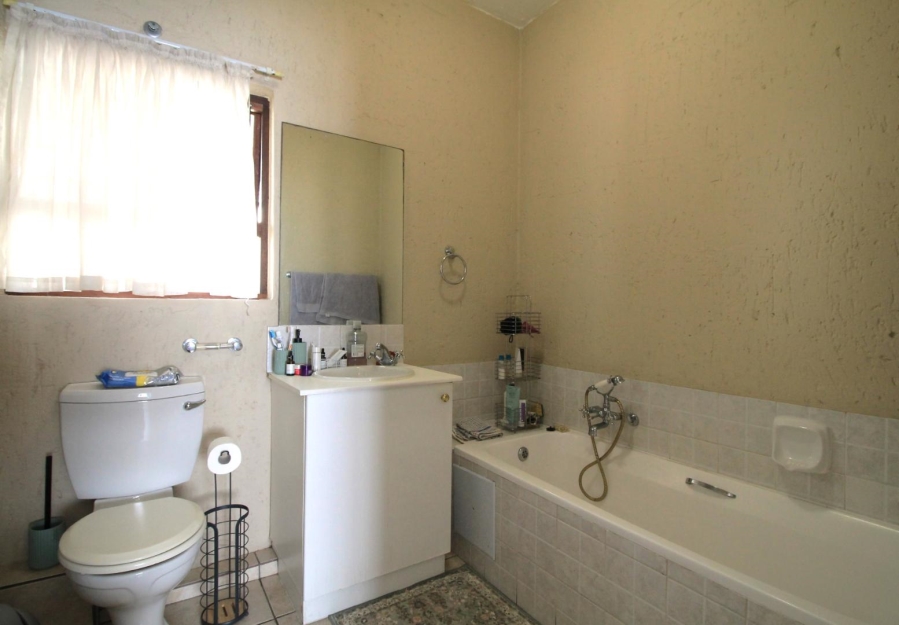 To Let 1 Bedroom Property for Rent in Paulshof Gauteng