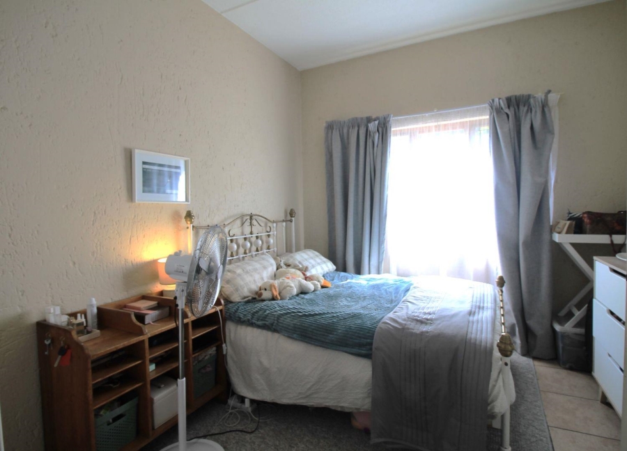 To Let 1 Bedroom Property for Rent in Paulshof Gauteng