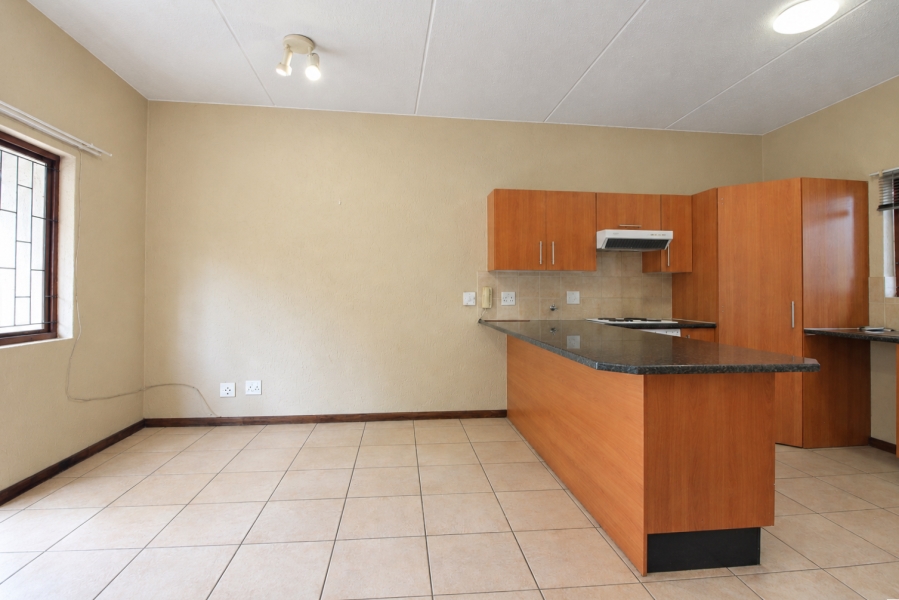 To Let 1 Bedroom Property for Rent in Paulshof Gauteng