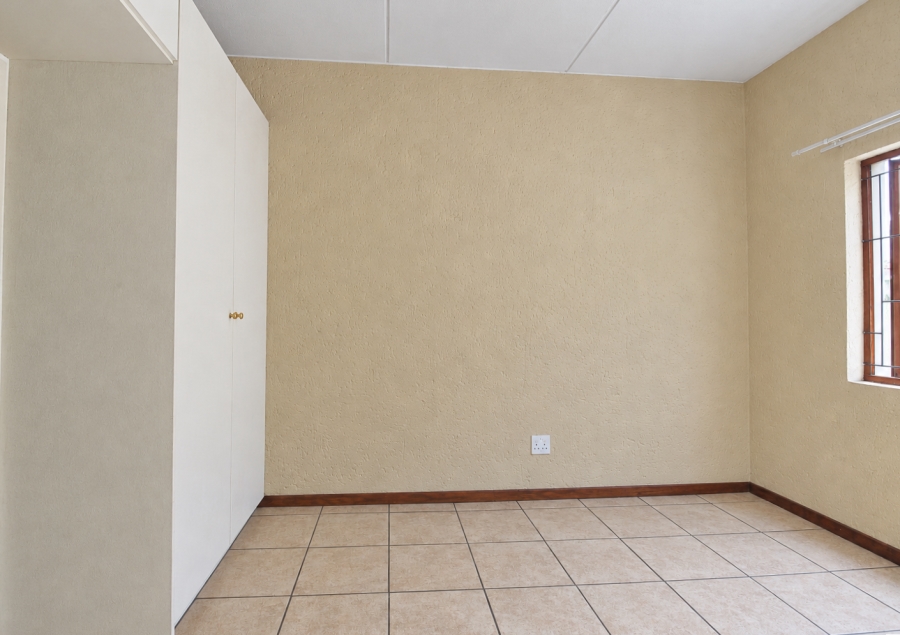 To Let 1 Bedroom Property for Rent in Paulshof Gauteng
