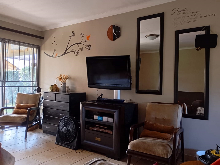 To Let 3 Bedroom Property for Rent in Annlin Gauteng