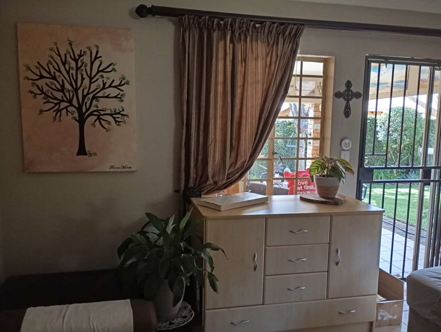 To Let 3 Bedroom Property for Rent in Annlin Gauteng