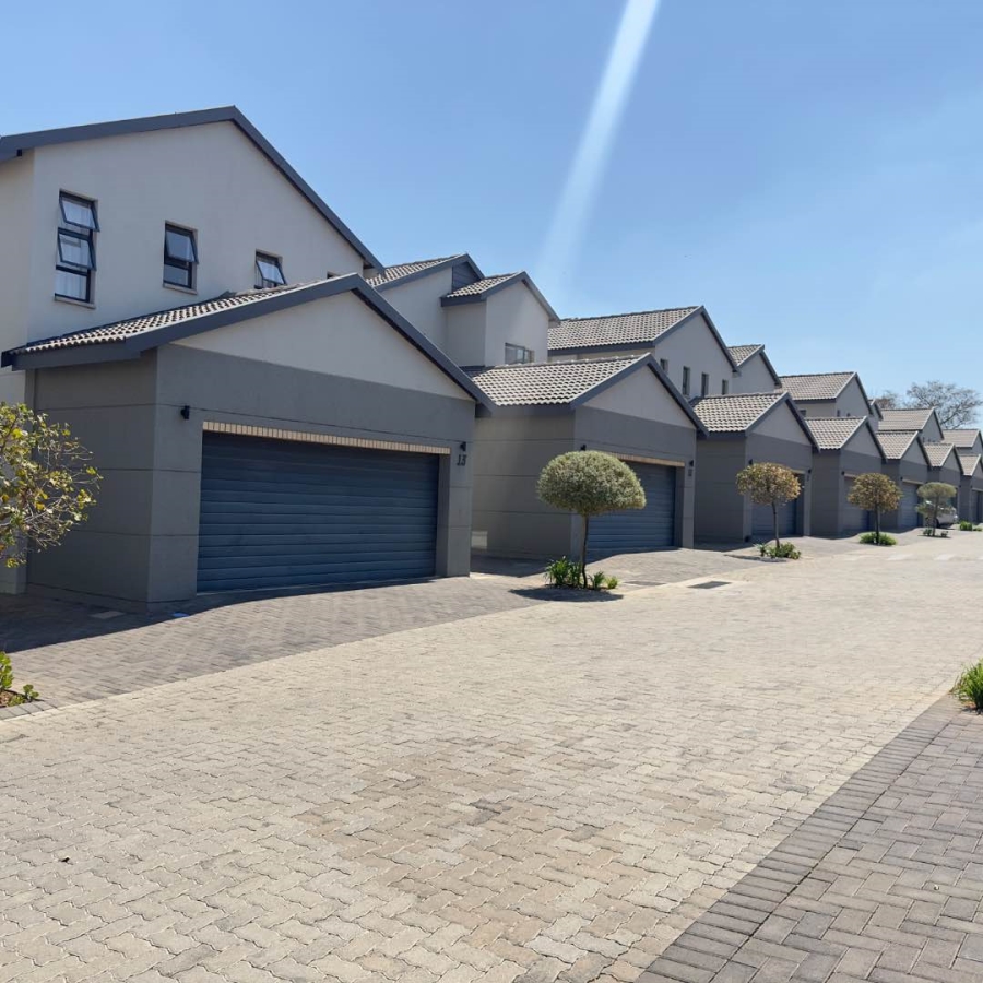 4 Bedroom Property for Sale in Craigavon Gauteng