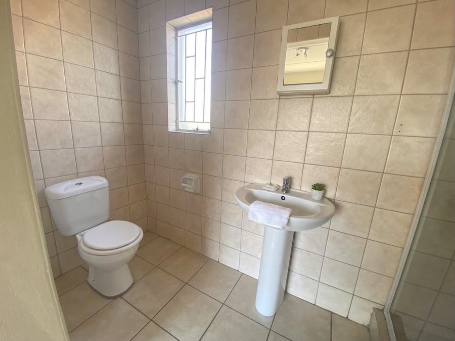 To Let 3 Bedroom Property for Rent in North Riding Gauteng