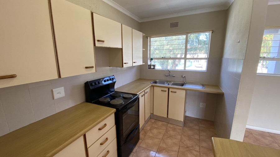 To Let 2 Bedroom Property for Rent in Fairland Gauteng