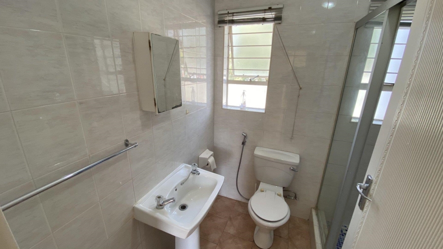To Let 2 Bedroom Property for Rent in Fairland Gauteng