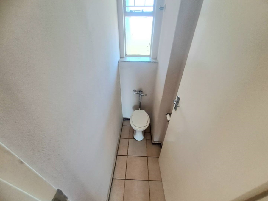 To Let 2 Bedroom Property for Rent in Weavind Park Gauteng