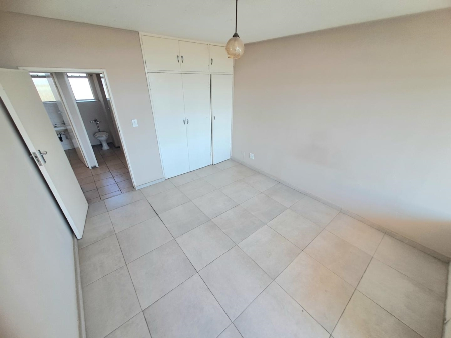 To Let 2 Bedroom Property for Rent in Weavind Park Gauteng