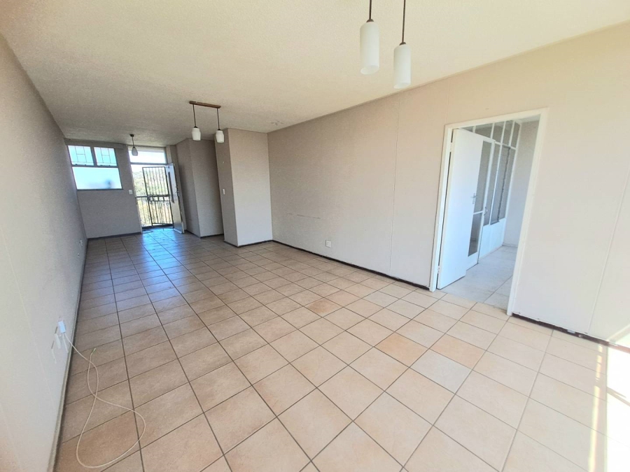 To Let 2 Bedroom Property for Rent in Weavind Park Gauteng