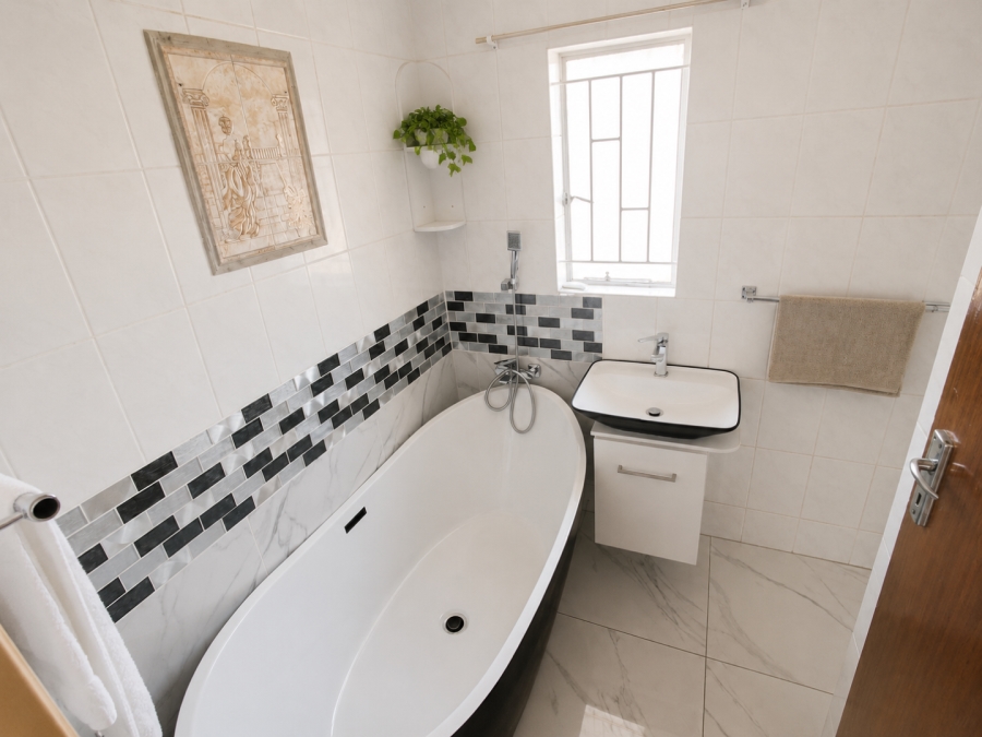 3 Bedroom Property for Sale in Silverton Gauteng