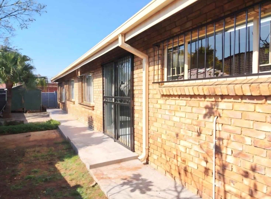3 Bedroom Property for Sale in Silverton Gauteng