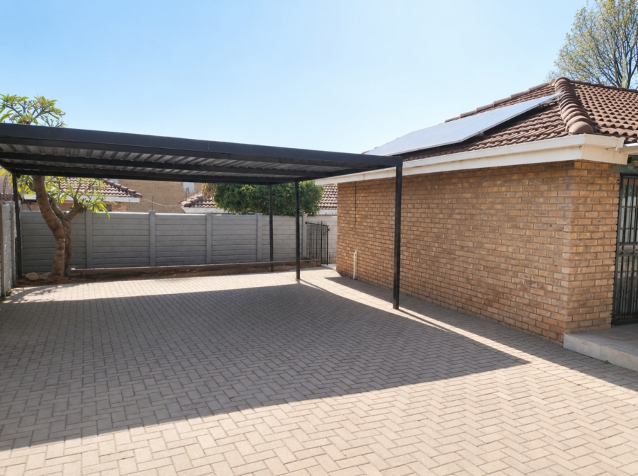 3 Bedroom Property for Sale in Silverton Gauteng