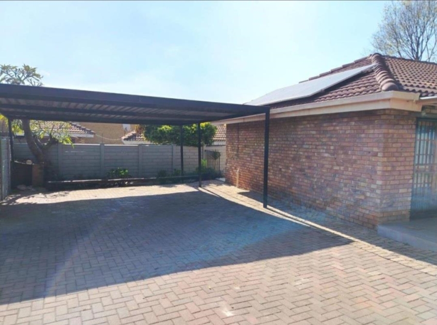 3 Bedroom Property for Sale in Silverton Gauteng