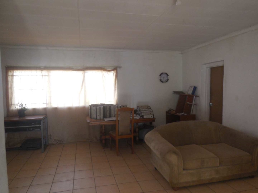 To Let 4 Bedroom Property for Rent in Silverton Gauteng