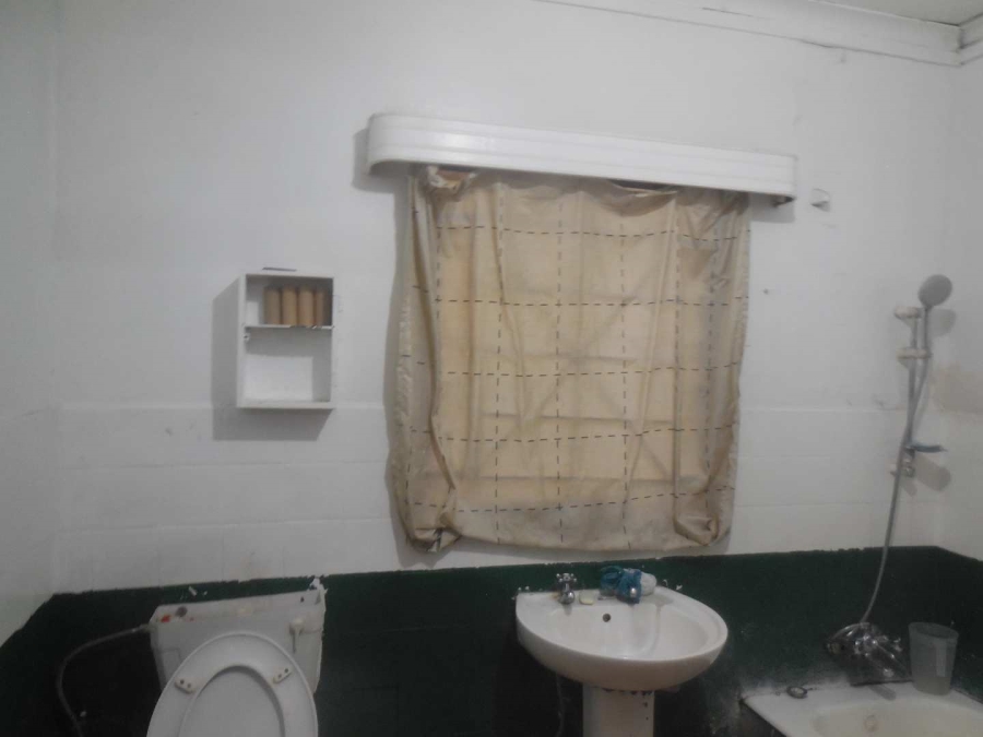 To Let 4 Bedroom Property for Rent in Silverton Gauteng