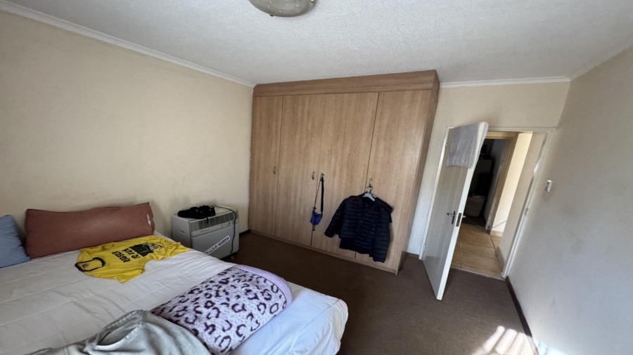 2 Bedroom Property for Sale in Meredale Gauteng