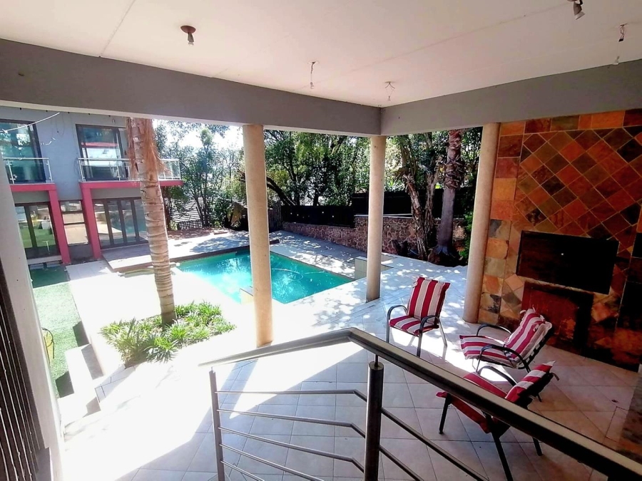 6 Bedroom Property for Sale in Glenvista Gauteng