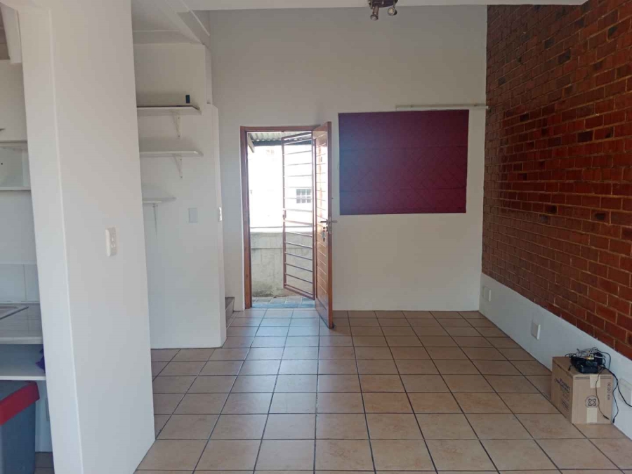 1 Bedroom Property for Sale in Houghton Gauteng