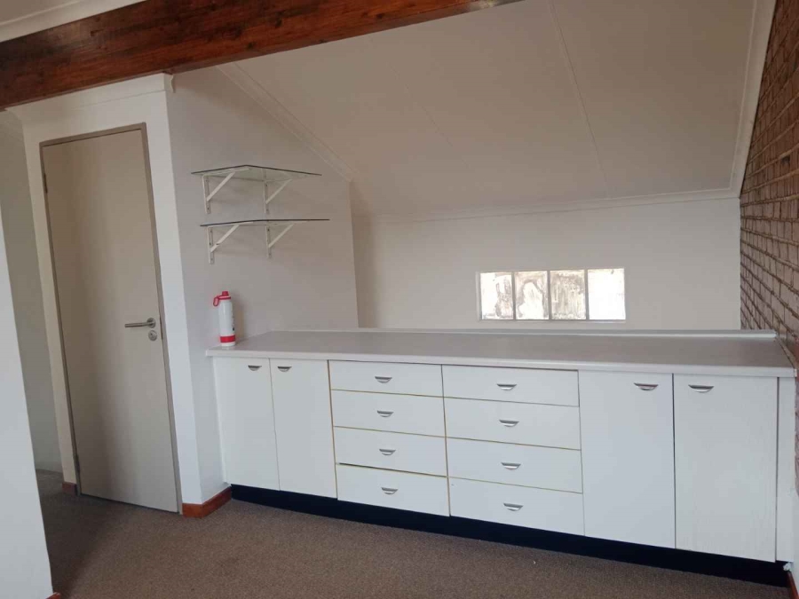 1 Bedroom Property for Sale in Houghton Gauteng