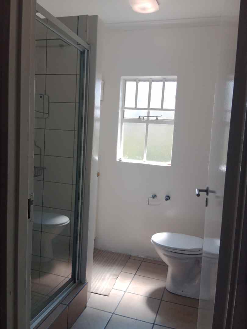 1 Bedroom Property for Sale in Houghton Gauteng
