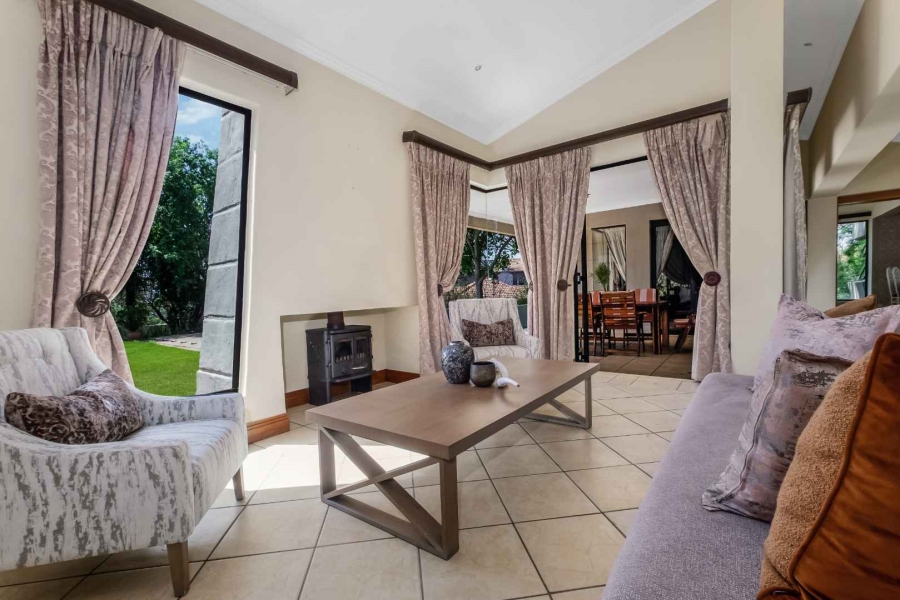 4 Bedroom Property for Sale in Blue Hills Country Estate Gauteng