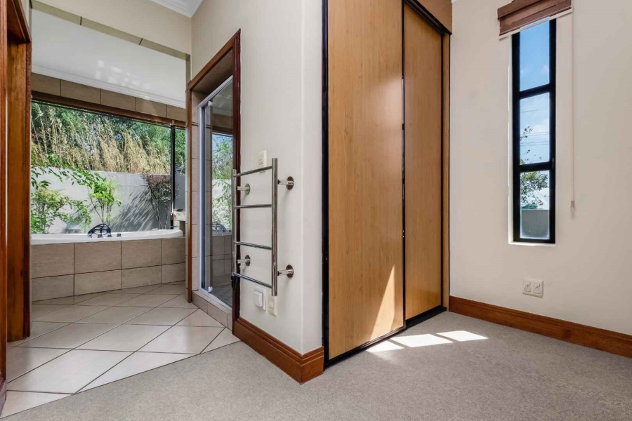 4 Bedroom Property for Sale in Blue Hills Country Estate Gauteng