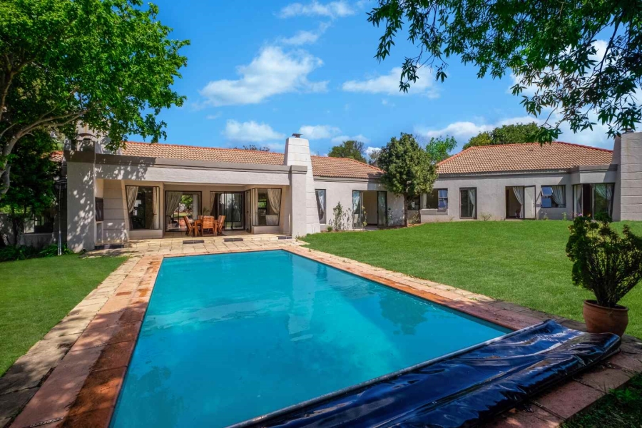 4 Bedroom Property for Sale in Blue Hills Country Estate Gauteng
