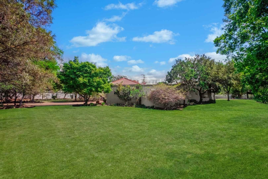 4 Bedroom Property for Sale in Blue Hills Country Estate Gauteng