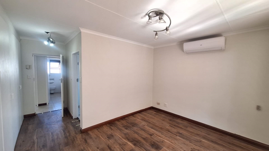 To Let 3 Bedroom Property for Rent in Noordhang Gauteng