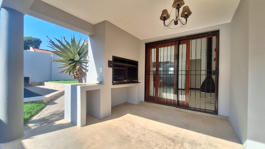 To Let 3 Bedroom Property for Rent in Noordhang Gauteng