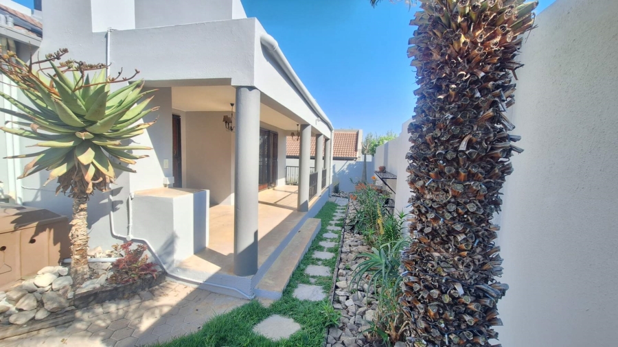 To Let 3 Bedroom Property for Rent in Noordhang Gauteng