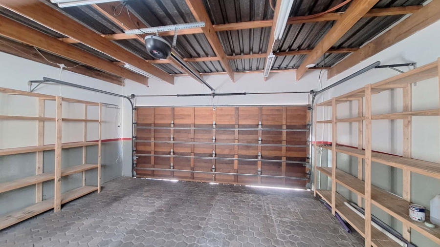 To Let 3 Bedroom Property for Rent in Noordhang Gauteng